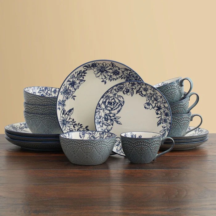 PFALTZGRAFF GABRIELA 16PC DINNERWARE SET