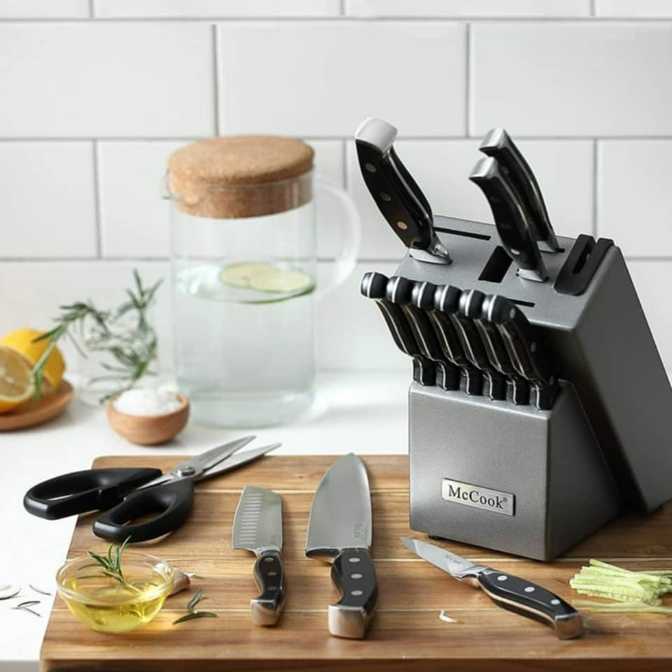 MCCOOK 15PC GERMAN STAINLESS STEEL KITCHEN KNIVES SET WITH BUILT-IN SHARPENER