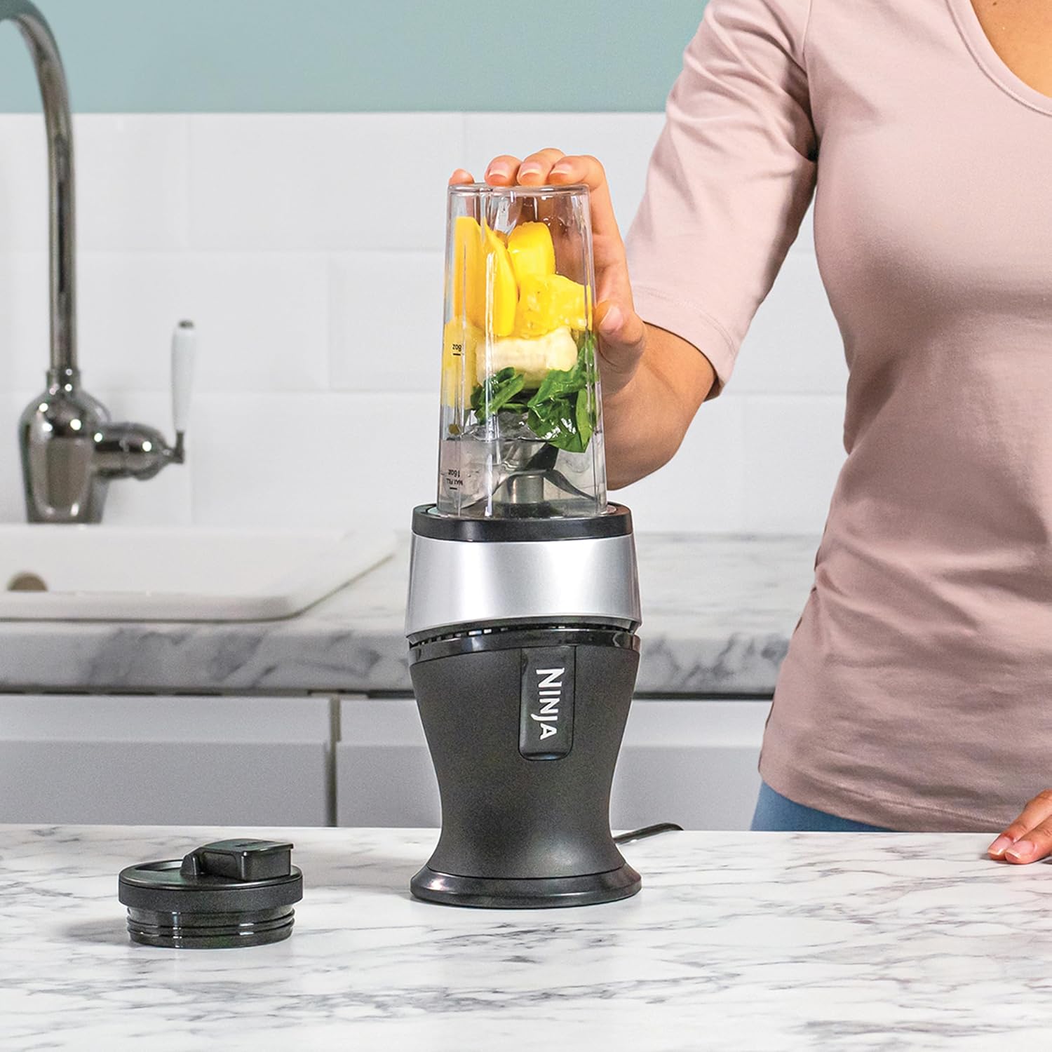 NINJA 700W SMOOTHIE MAKER 3